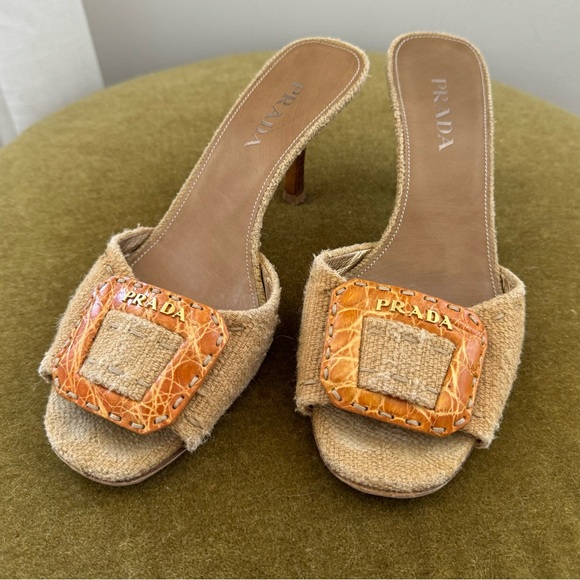 Vintage tweed Prada buckle heels sz 36 - Picture 8 of 10